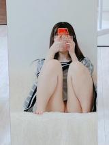 チラッと見えちゃう💕